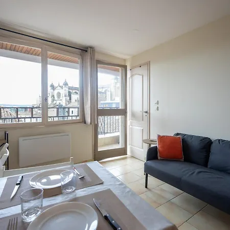 Cocon Cosy En Centre-ville Avec Balcon Et Vue Sur La Cathedrale Apartment *